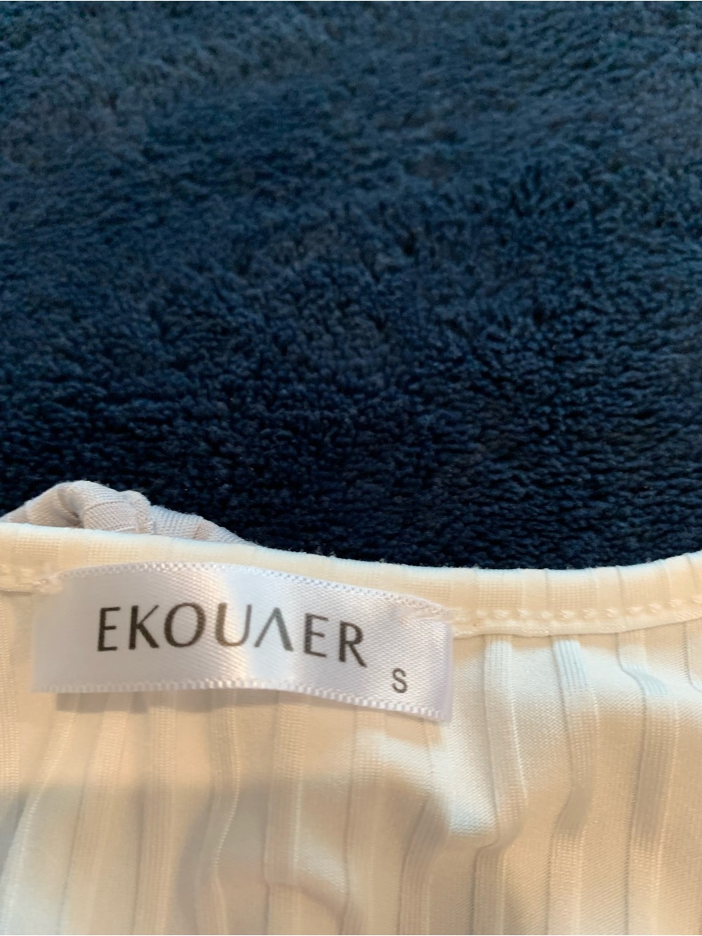 Ekouaer Set of 4 Maternity Tanks Size Small - Picture 2 of 3
